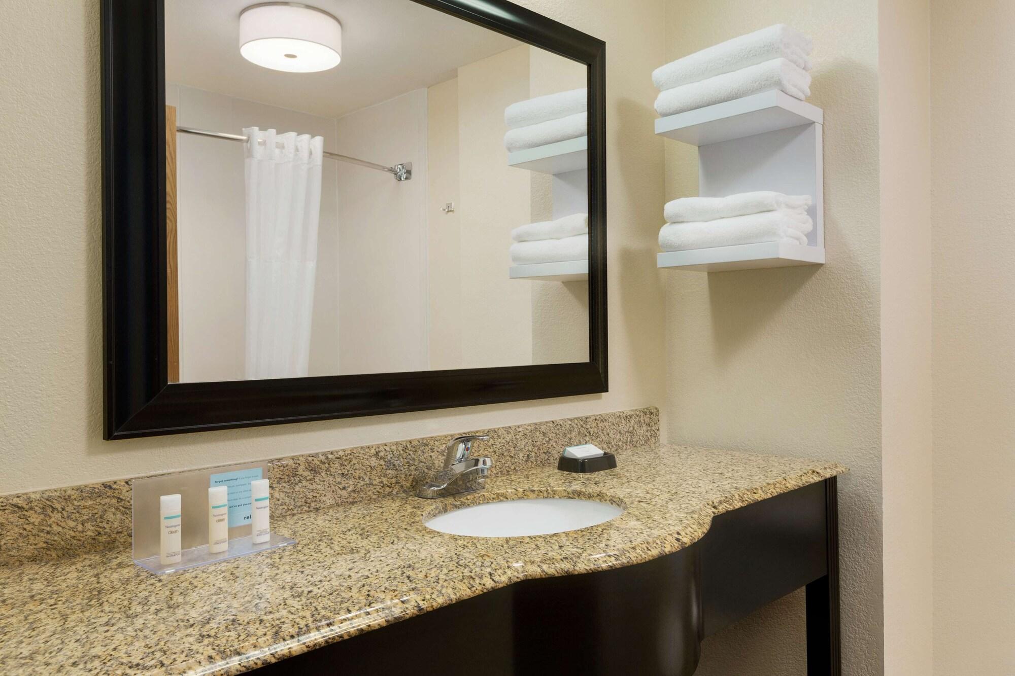 Hampton Inn And Suites Houston Clear Lake Nasa Webster Dış mekan fotoğraf